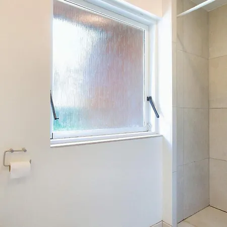Four-bedroom In 2 Holiday home *