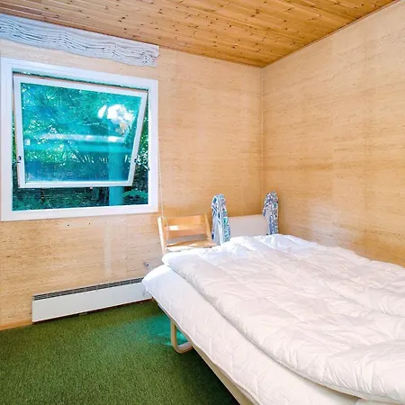Four-bedroom In 2 Holiday home