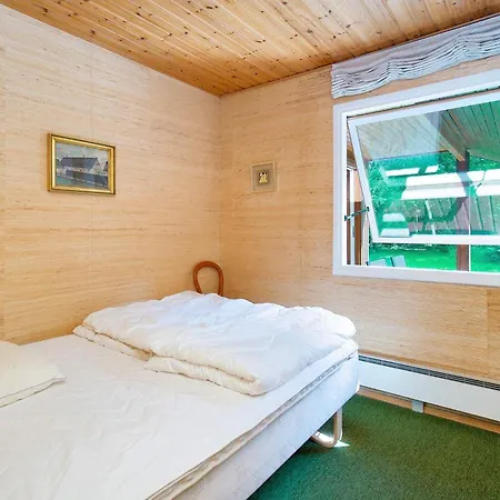 Holiday home Four-bedroom In 2 Rorvig